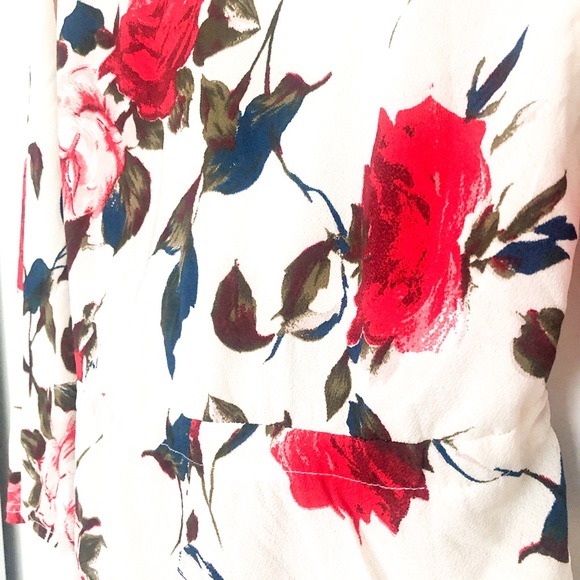 Floral romper - Picture 3 of 3